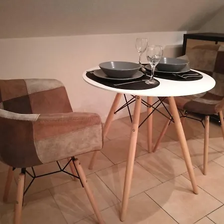 Appartement Le cigogneau-5km de Colmar à Sainte-Croix-en-Plaine Extérieur photo