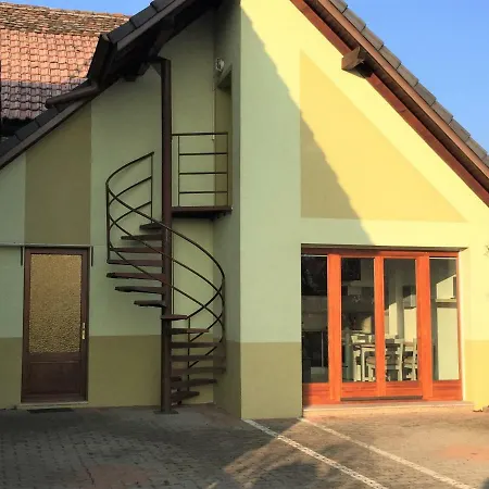 Appartement Le cigogneau-5km de Colmar à Sainte-Croix-en-Plaine Extérieur photo